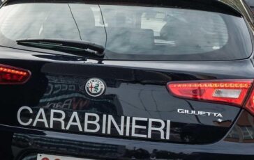 donne in caserma napoli