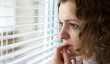 Allarme hikikomori in Italia: sono 50mila i giovani chiusi in casa da più di 6 mesi