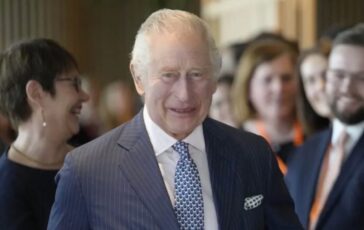 Il ritiro di Re Carlo