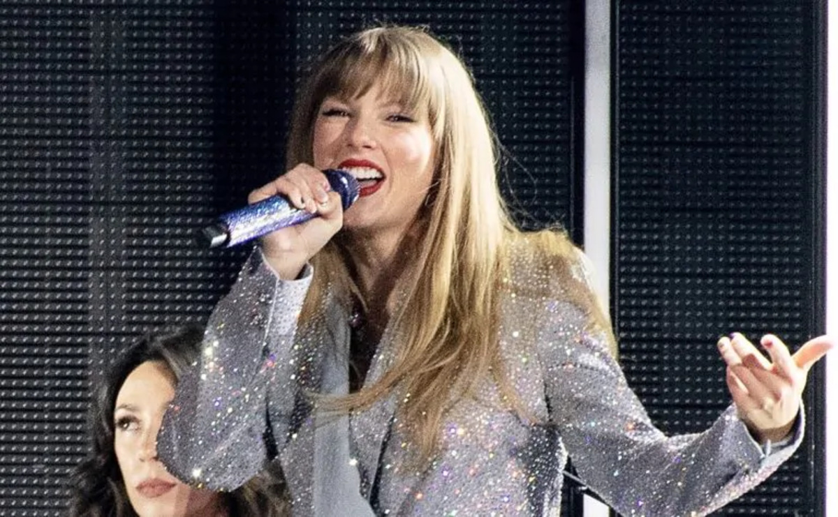 Concerto-evento di Taylor Swift a San Siro: i fan le dedicano "Sei bellissima" in una serata di energia ed emozione