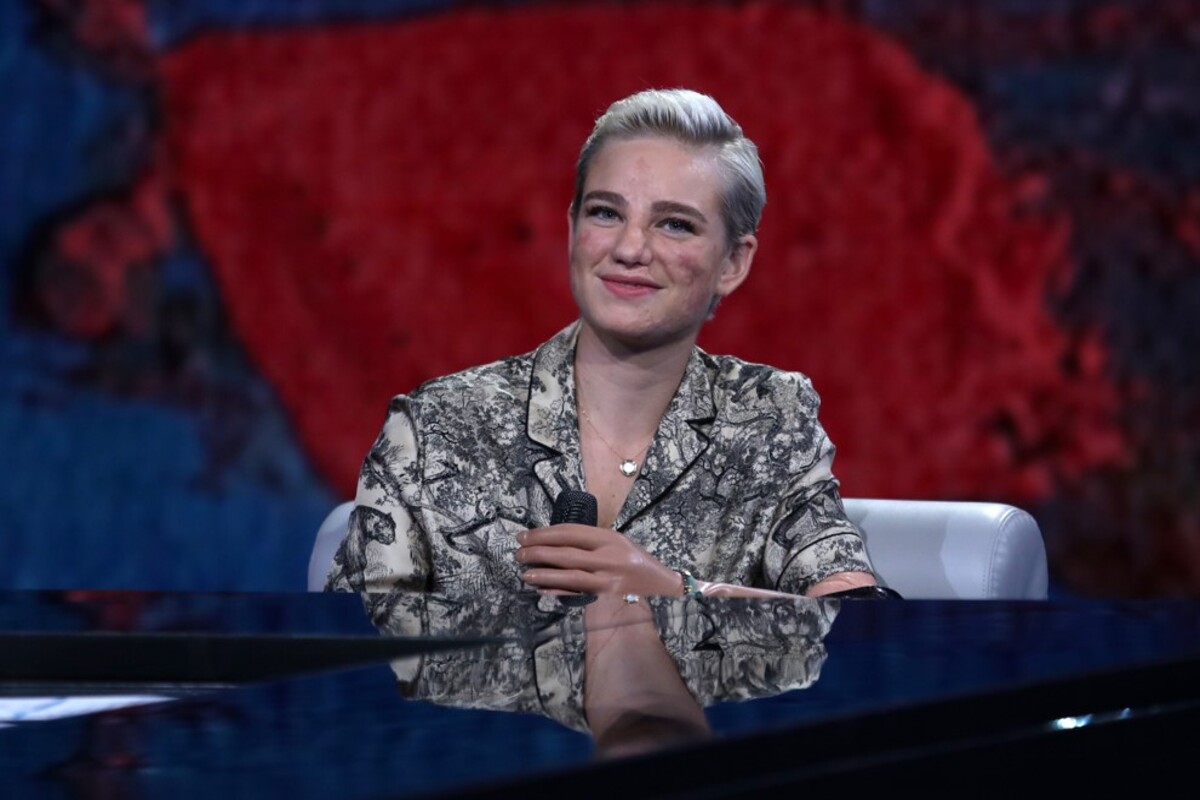 Olimpiadi 2024: nella cerimonia d'apertura sfila Bebe Vio