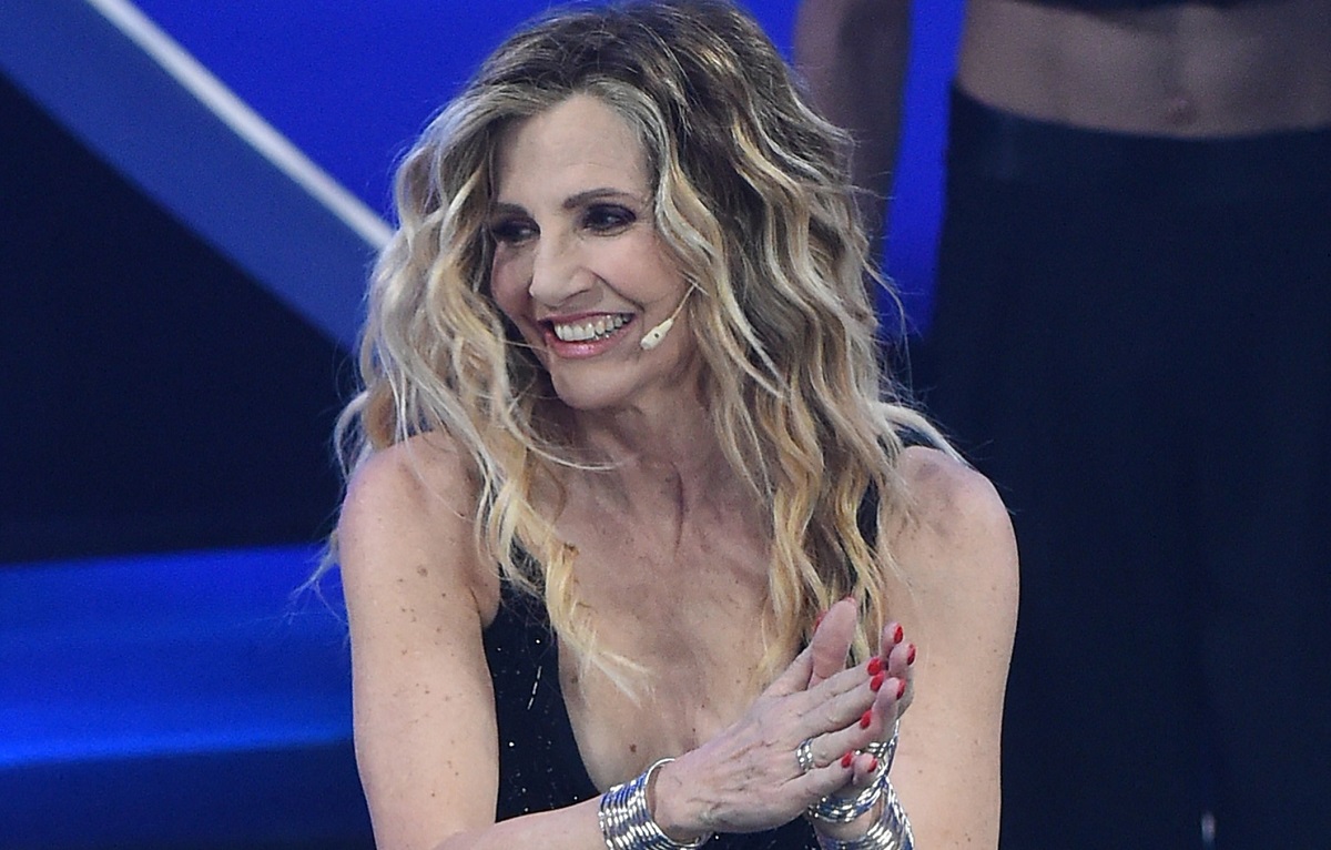 Lorella Cuccarini, a rischio il fisico invidiabile: problemi con i dolori muscolari