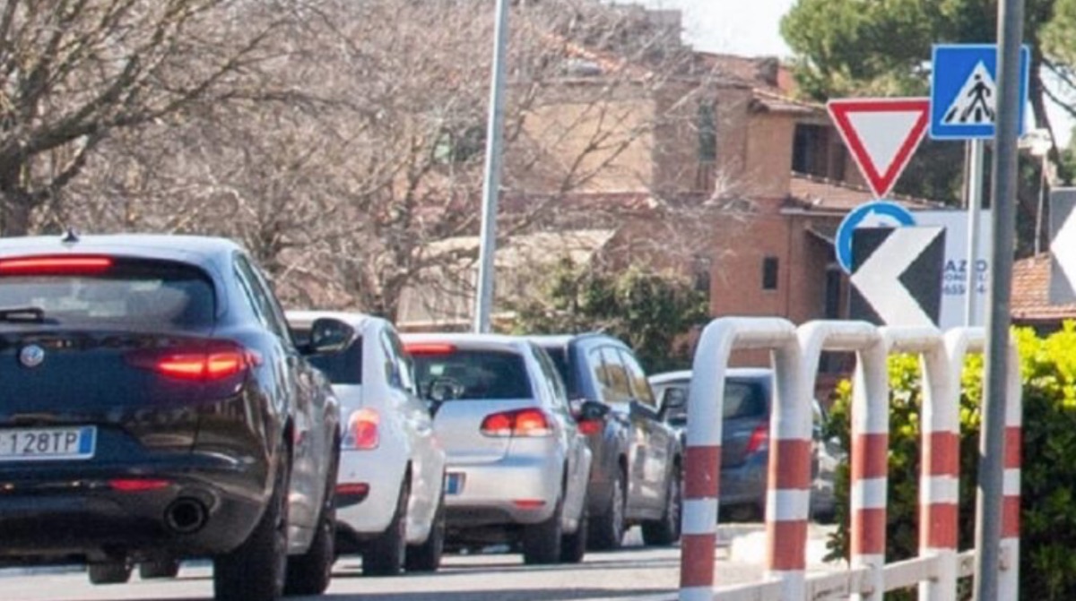 Maltempo, Lecco-Ballabio chiusa per smottamento