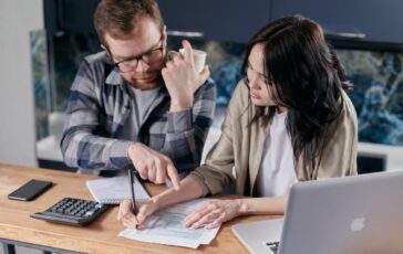 pexels mikhail nilov 6964107 2 364x230