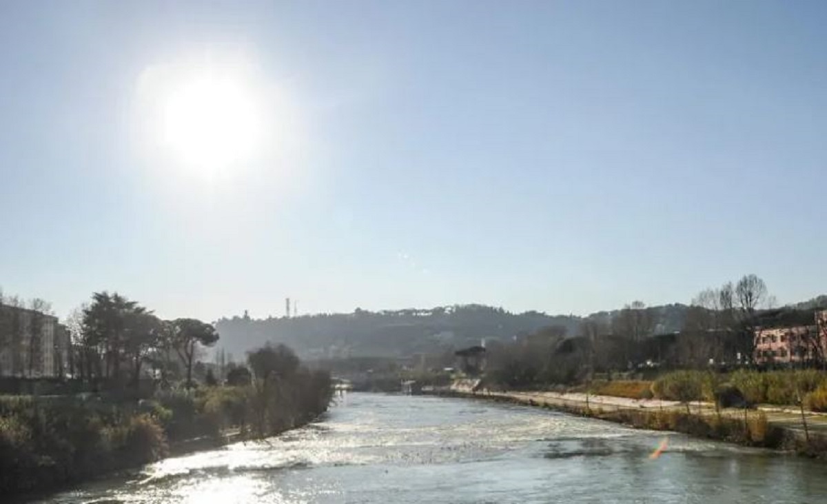 Previsioni meteo: ondata di calore in Italia, tra sole e intensi temporali estivi