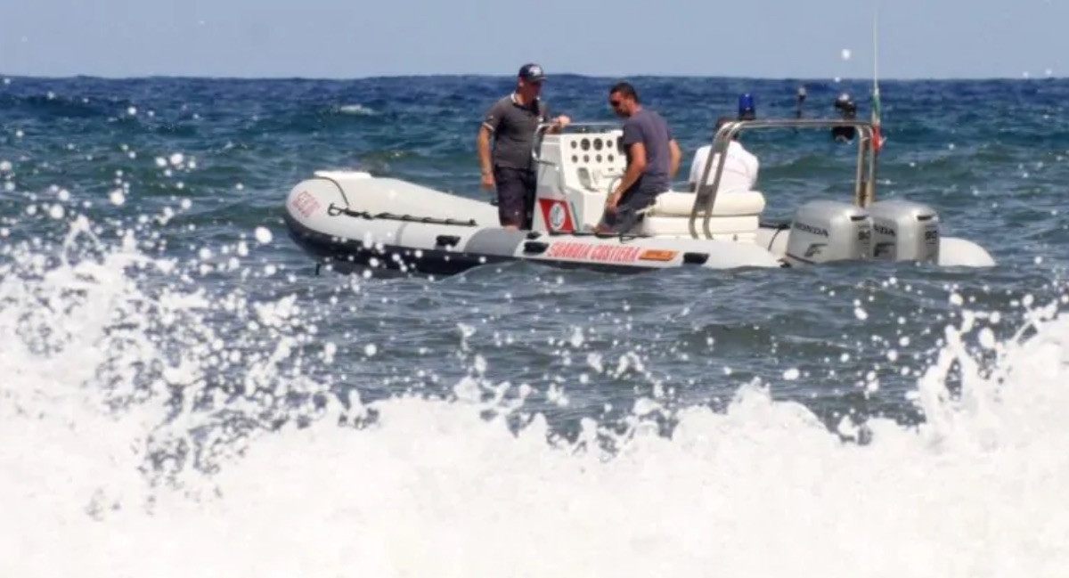 Napoli, scontro tra due yacht: uno è stato di Steve Jobs e l'altro è di Salinas