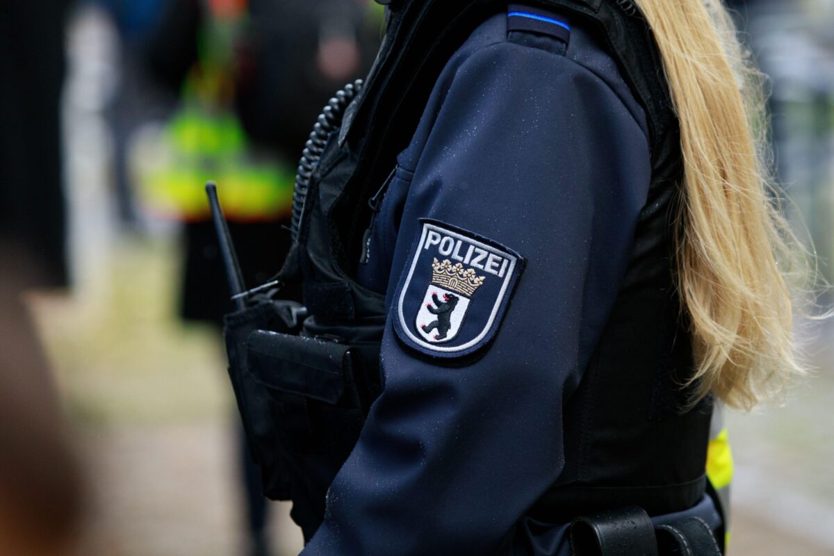 Berlino, aggressione con coltello in un centro rifugiati: 7 feriti