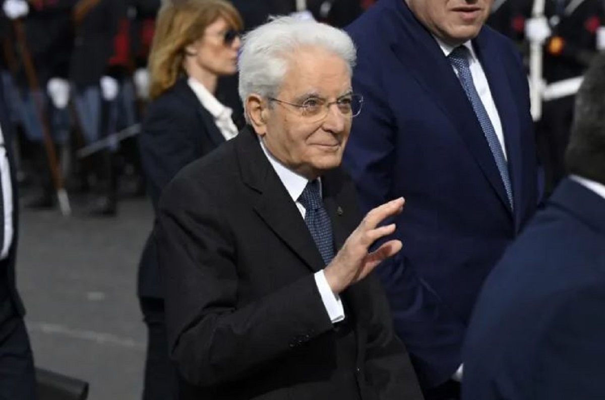 Mattarella sulla strage di Bologna: "Una strategia eversiva neofascista"