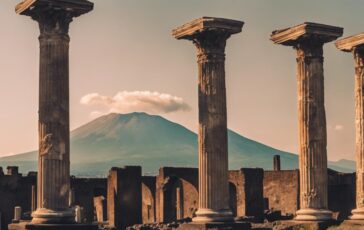 1216x832 13 10 45 35 185784518 364x230