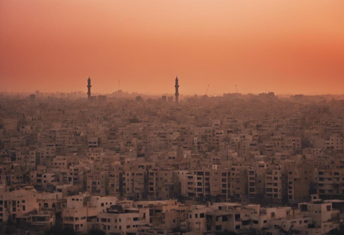 Piantedosi da Gaza afferma: "Non permetteremo le manifestazioni programmate per il 7 ottobre. Le celebrazioni di stragi non verranno tollerate".