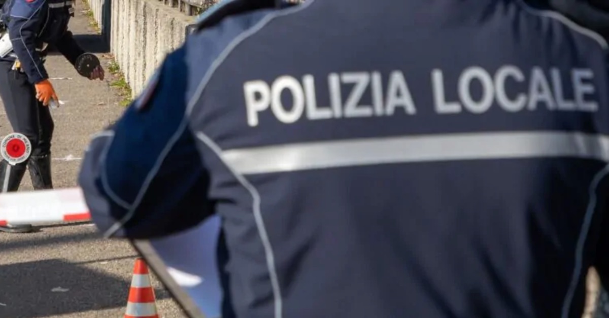 Venezia, bagnino salva turista straniera: è stato multato