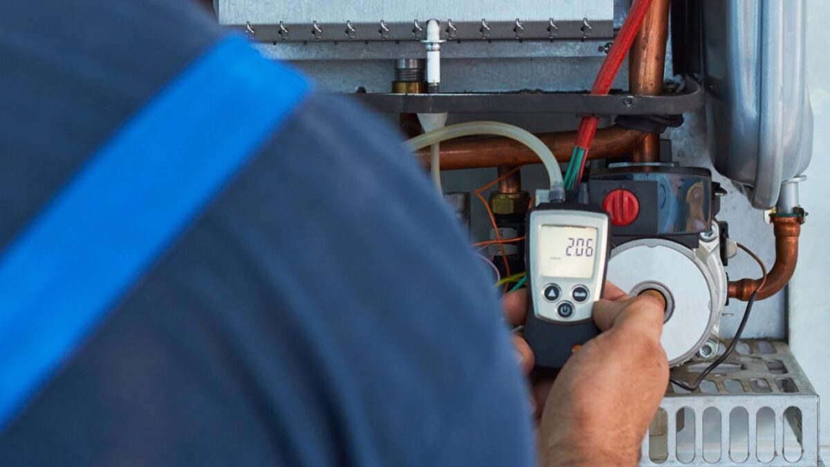 Tecnico caldaie Immergas: una figura specializzata nella manutenzione, installazione e riparazione delle caldaie