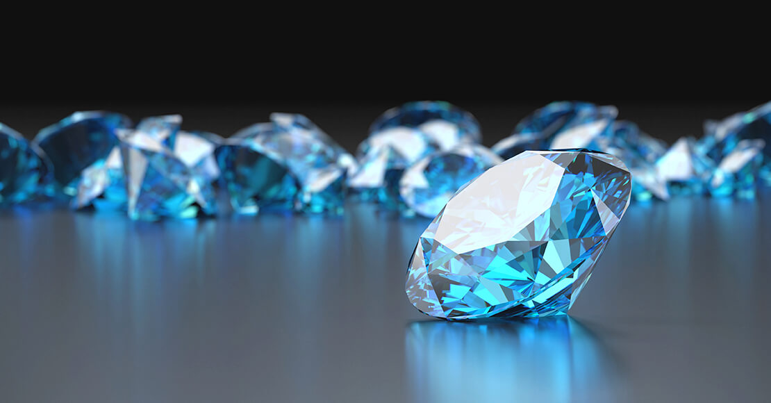 La Psicologia del Valore dei Diamanti: Perché i Diamanti Sono Così Preziosi?