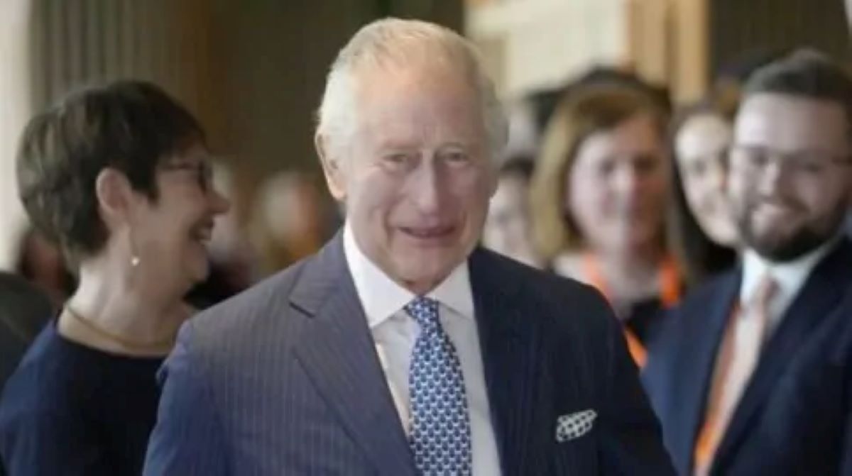 Re Carlo in Australia: la senatrice Lidia Thorpe contesta il sovrano britannico