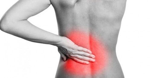 Dolore lombare: cause e rimedi naturali