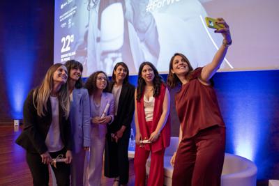 Premio L’Oréal - Unesco 'For Women in Science' Young Talents Italia, al via candidature