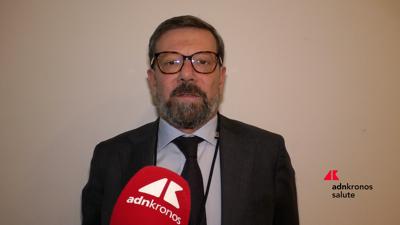 Farmaci, colite ulcerosa, gastroenterologo: "Con guselkumab guarigione mucosa in 35% pazienti"