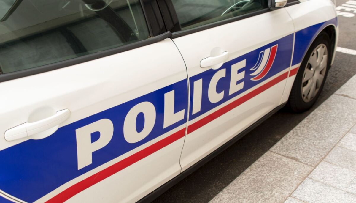 Francia, i corpi di tre bimbi trovati in una casa: la mamma è ricercata