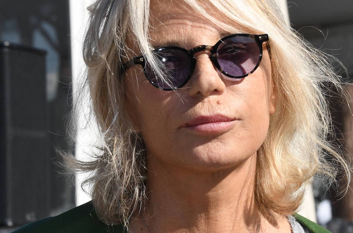 Le parole di Maria De Filippi sull'eredità di Maurizio Costanzo: "Ho rinunciato a tutto a favore dei figli"