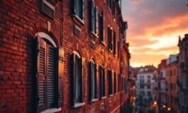 Sophie Codegoni in un momento di riflessione sullo stalking