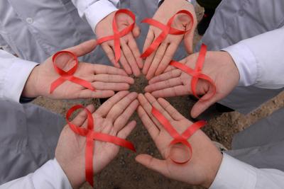 Esperti: "Nuove opzioni terapeutiche Hiv e informazione migliorano qualità di vita"