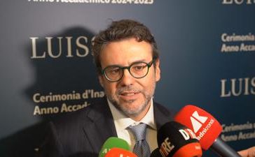 featured 2123994 364x225