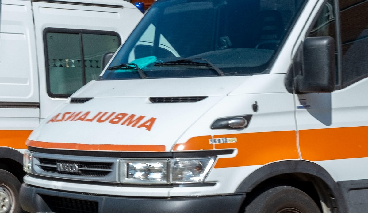 Grave incidente nel Vicentino: auto con cinque ragazzi si ribalta e finisce fuori strada
