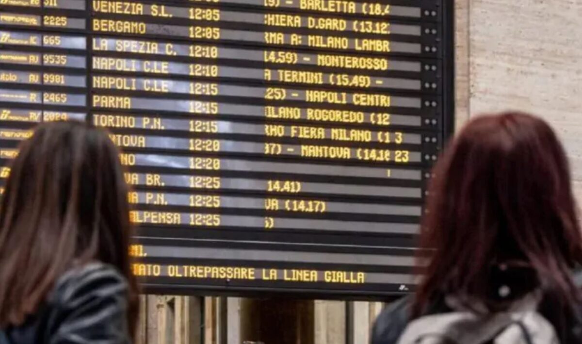Monza, donna investita da un treno: sospesa la circolazione ferroviaria