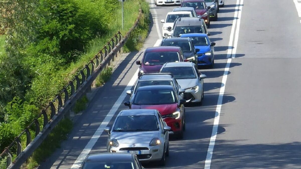 Maxi incidente tra autobus e camion in Brasile: 37 vittime accertate