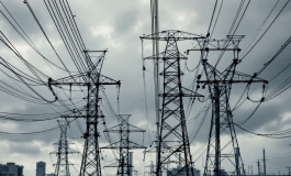 Immagine che rappresenta attacchi alle infrastrutture elettriche in Italia