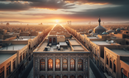 Cecilia Sala durante una conferenza stampa silenziosa