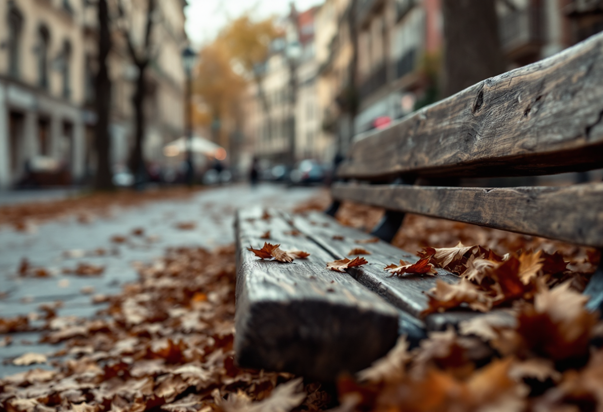 La vita notturna dei senzatetto a Milano: un viaggio tra ombre e speranze