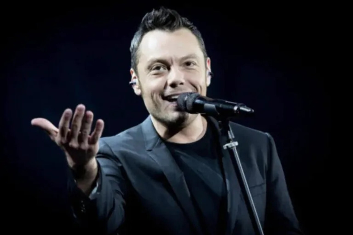 Incendi devastanti a Los Angeles, Tiziano Ferro rassicura i fan sui social