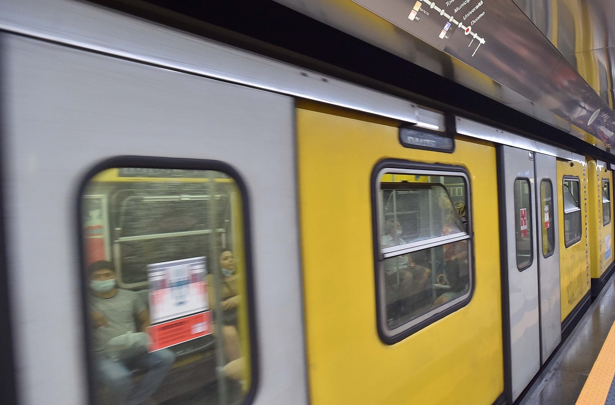 Roma, caos sulla metro B: interruzione delle corse per un guasto alla linea elettrica