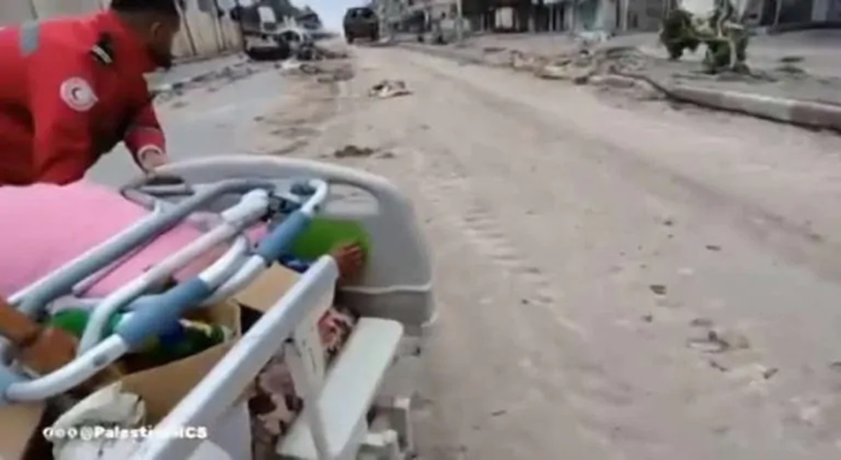 Hamas in ritardo con la lista degli ostaggi: la tregua a Gaza inizia alle 10:15