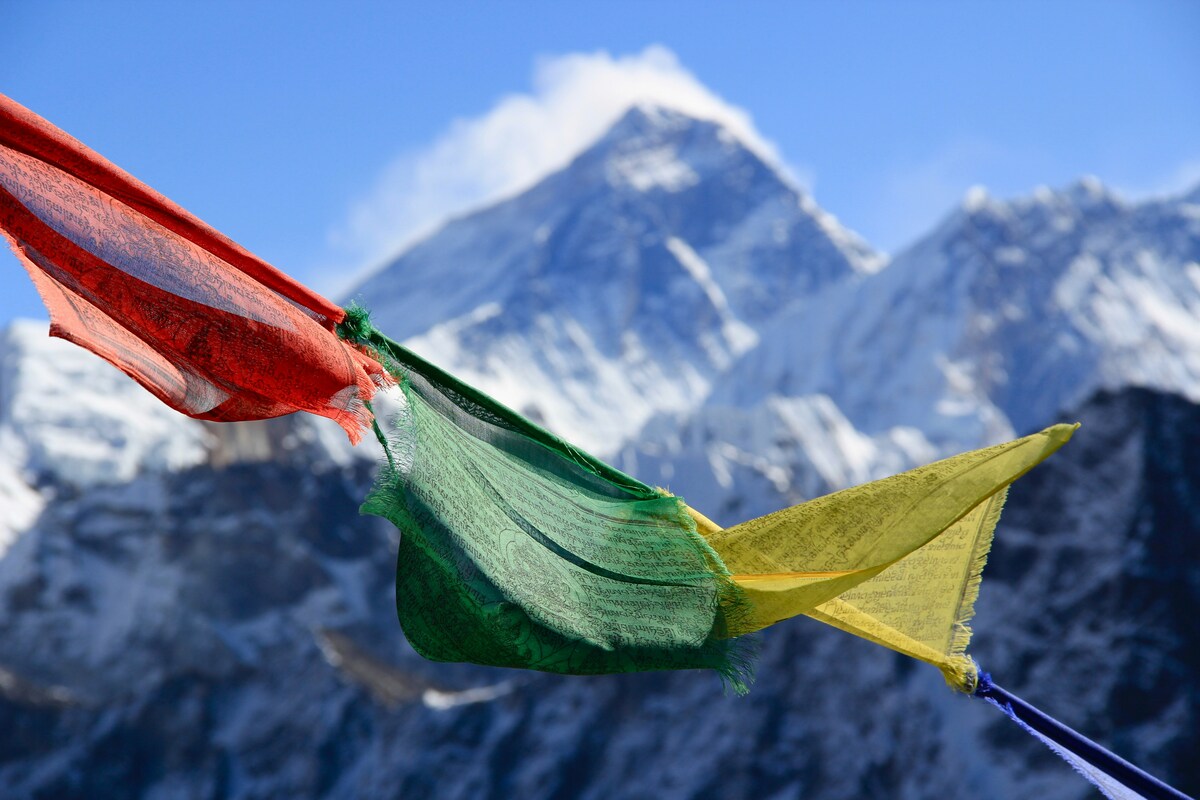 Terremoto tra Tibet e Nepal di magnitudo 6.8: oltre 50 morti e numeroso feriti