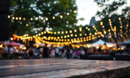 Immagine del Festival di Sanremo 2024 con artisti sul palco