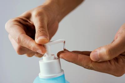 Corre gastroenterite da norovirus, Bassetti 'lavarsi le mani salvavita'