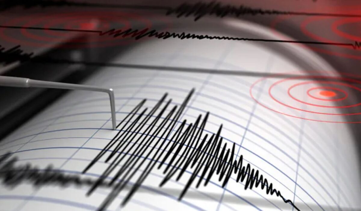 Scossa di terremoto di M 3.9 nei Campi Flegrei: in corso sciame sismico