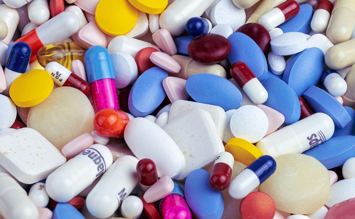 Maxi sequestro di farmaci contraffatti: 286 siti oscurati e 23 arresti