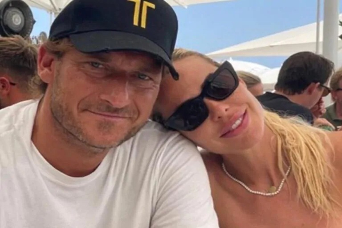 Totti ed il rapporto difficile con Chanel a seguito della separazione da Ilary Blasi