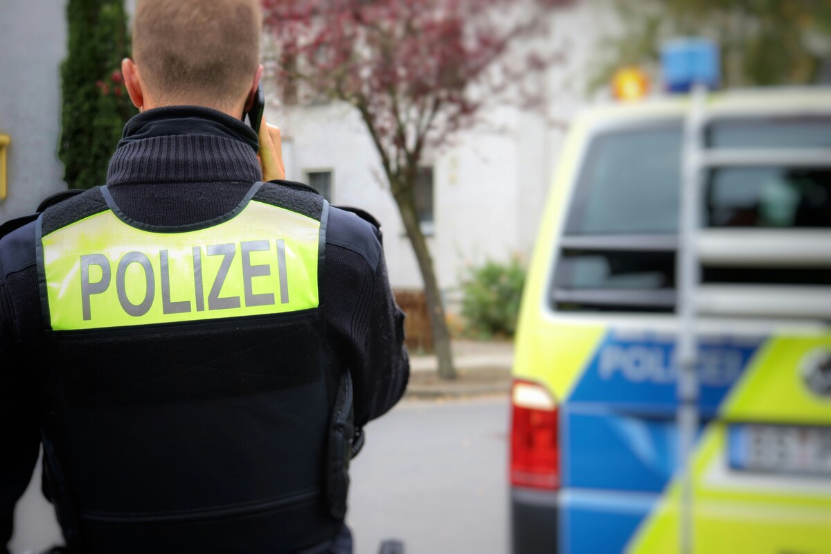 Monaco di Baviera, auto si scaglia contro la folla: un morto e almeno 15 feriti, tra cui anche bambini