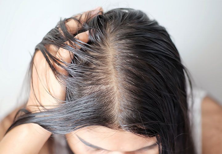 Capelli bianchi: le soluzioni migliori per mascherarli