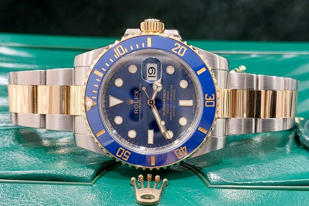 Rolex Submariner Date in Acciaio Oystersteel: il simbolo dell’eccellenza orologiera