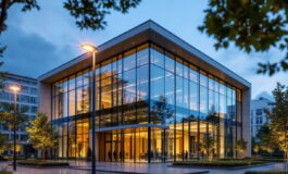 Esterno dell'istituto di Montenero di Bisaccia dedicato a Sammy Basso