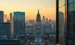 Mappa dell'Italia con simboli di sicurezza e alleanze