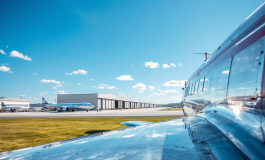 Immagine che celebra 102 anni di aeronautica militare italiana