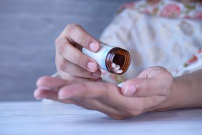 Farmaci: in Italia aumentano consumi e uso improprio antibiotici, picchi del 40%