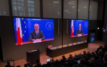 featured 2159784 364x230