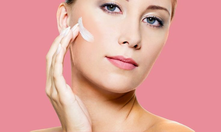 Cura della pelle in primavera: consigli per una routine efficace